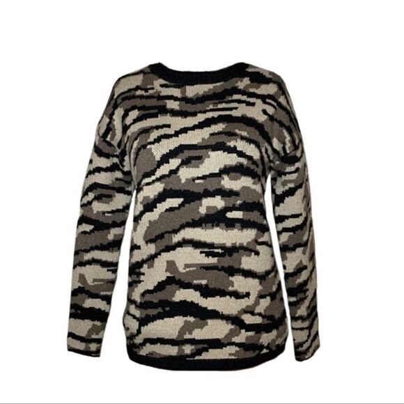 Philosophy
Sweater Camo 2XL Women’s NWT - Picture 1 of 8